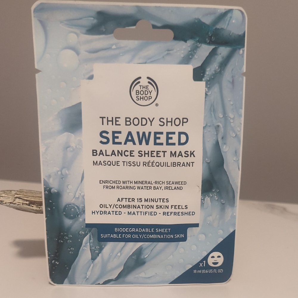 The Body Shop Seaweed Balance Sheet Mask - Blue and White